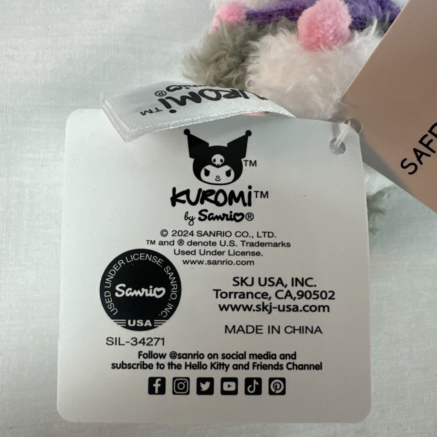 Round1 Arcade 2024 Sanrio Gray panda kigurumi Mini 4.3 IN