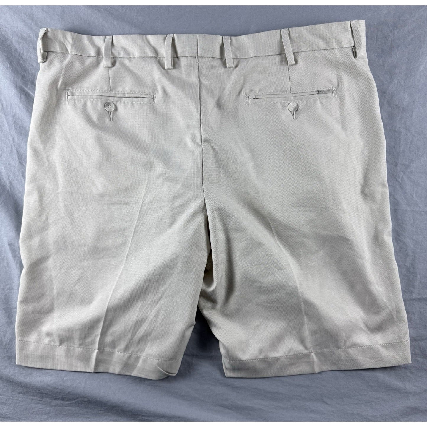 Greg Norman Flat Front Casual Chino Golf Shorts, Size 40, Beige
