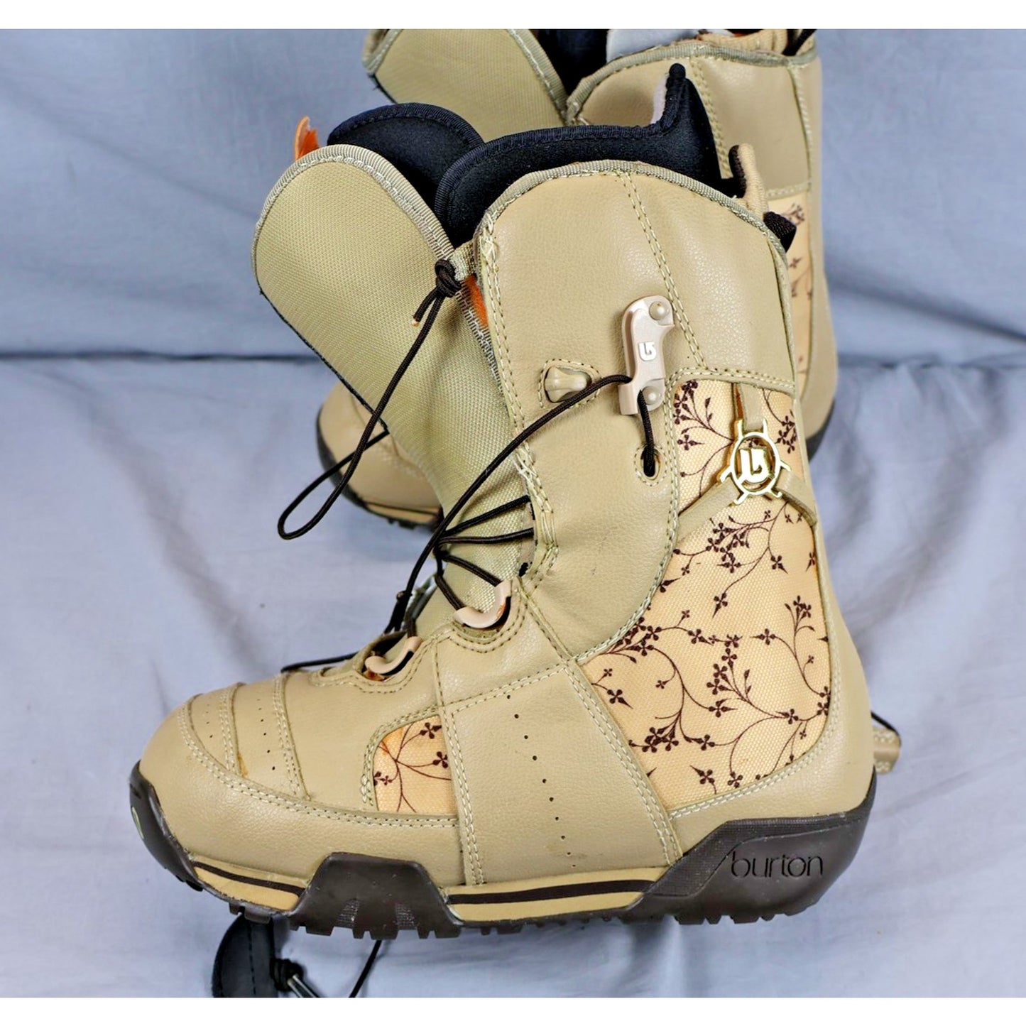 Burton Emerald Women's Snowboard Boots US 6 Tan Floral Lower Zone Lacing System