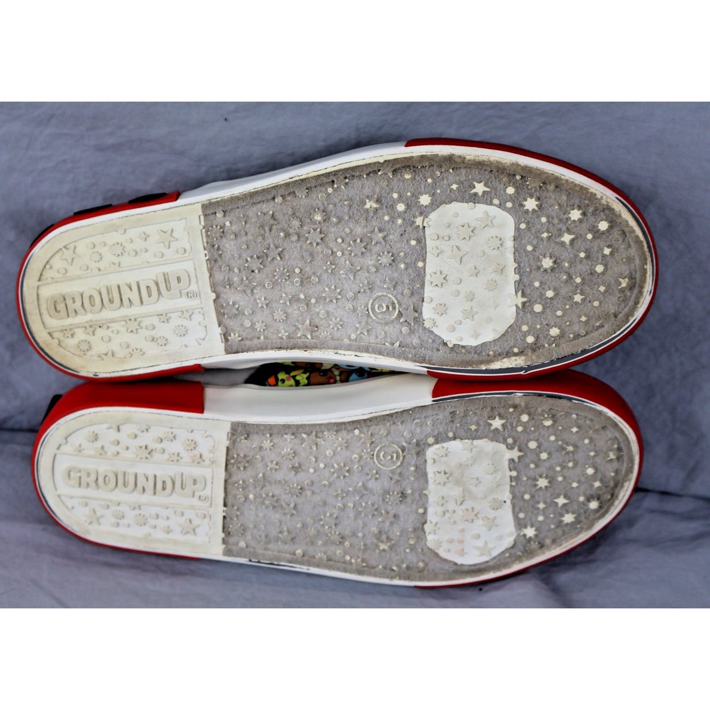 Ground Up Shoes Kids Size 5 Red Pokemon Slip On Poke Ball Pikachu Bulbasaur