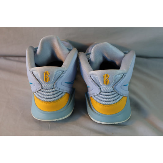 Nike Kyrie Infinity Shoes Mens Size 10 Basketball CZ0204-501 Sneakers