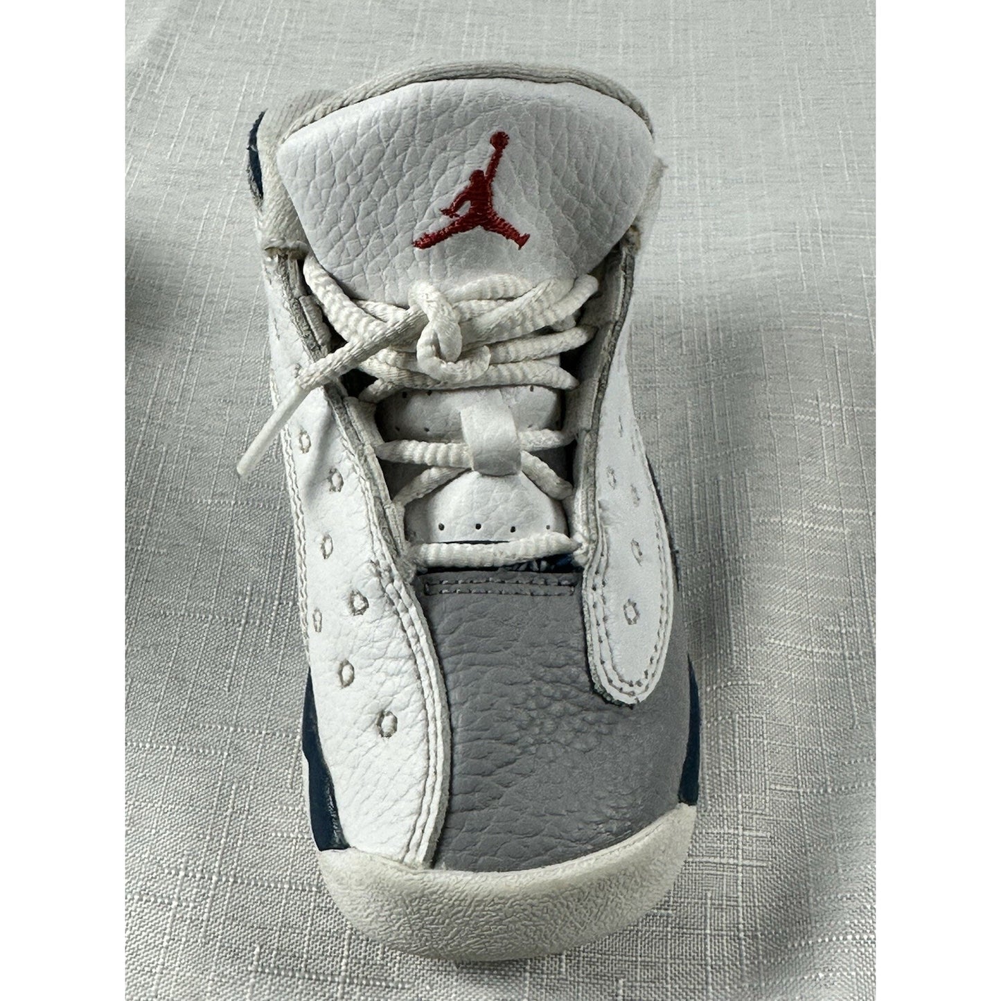 Pre Owned Nike Boys Air Jordan 13 White Basketball Shoes DJ3003-164 Size 7C Y