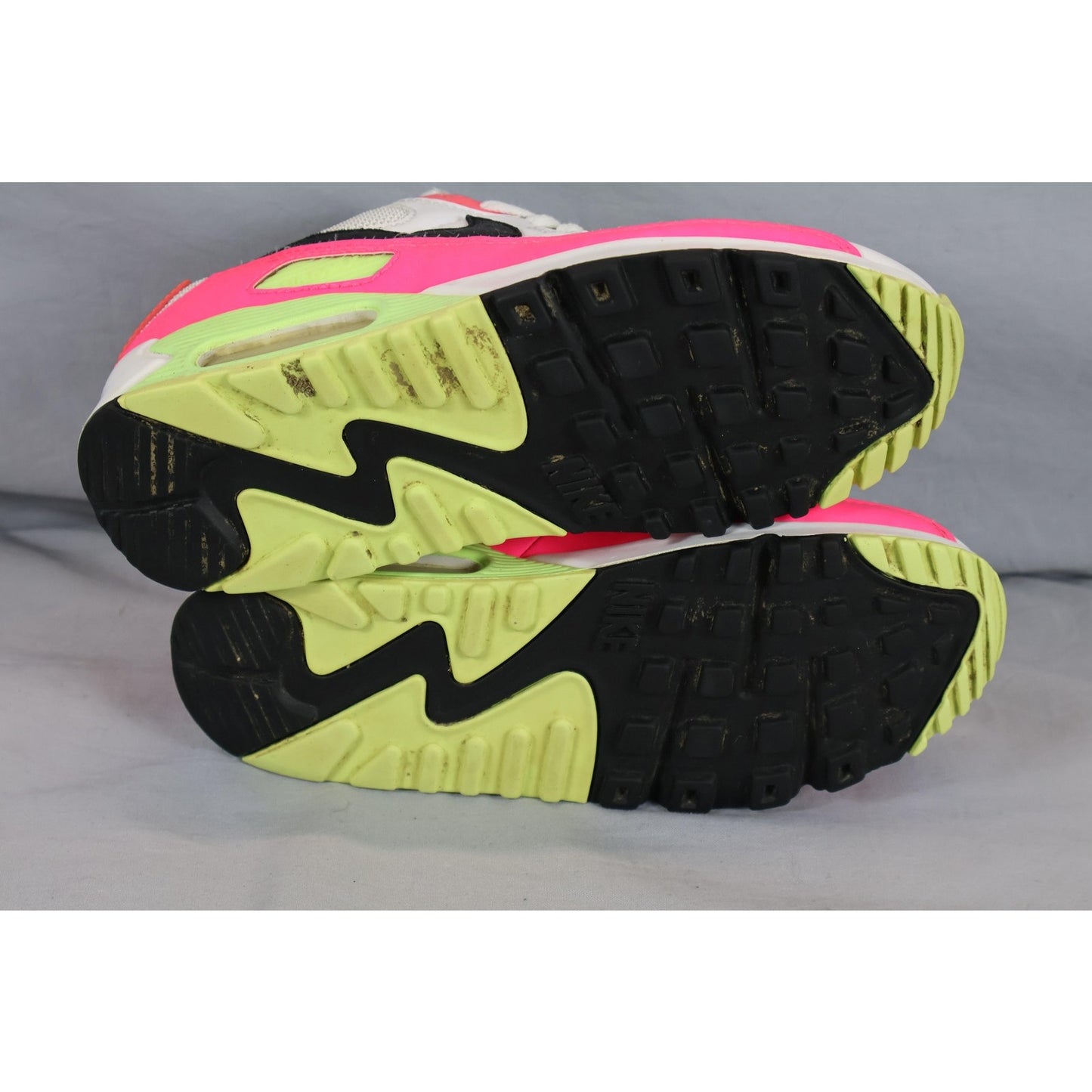 Nike Air Max 90 Shoes Womens Size 6 CT1030-100 Running Athletic Sneakers