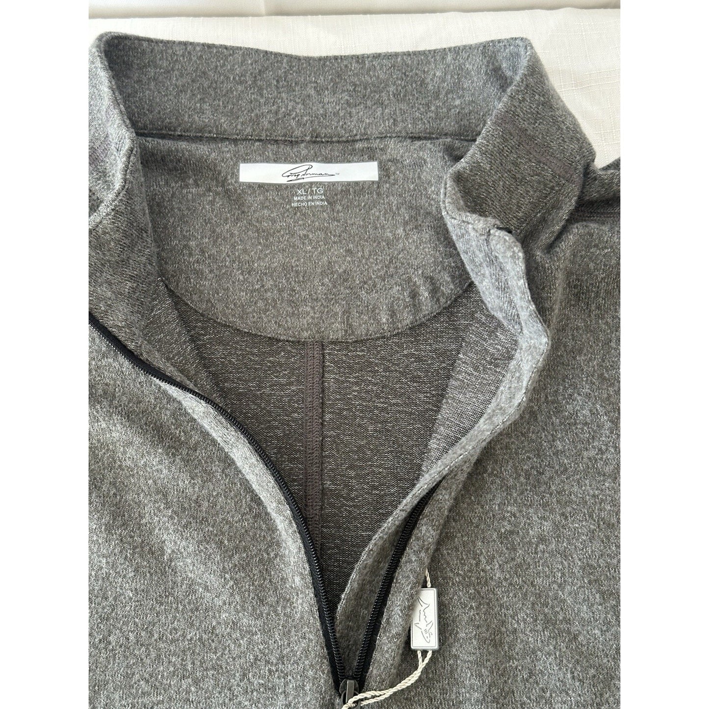 Greg Norman Mens XL Gray Quarter Zip Golf Sweatshirt