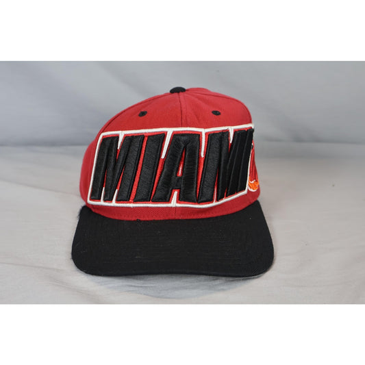 Vintage Miami Heat Hat Cap Snap Back Red Black NBA Basketball Mens 90s
