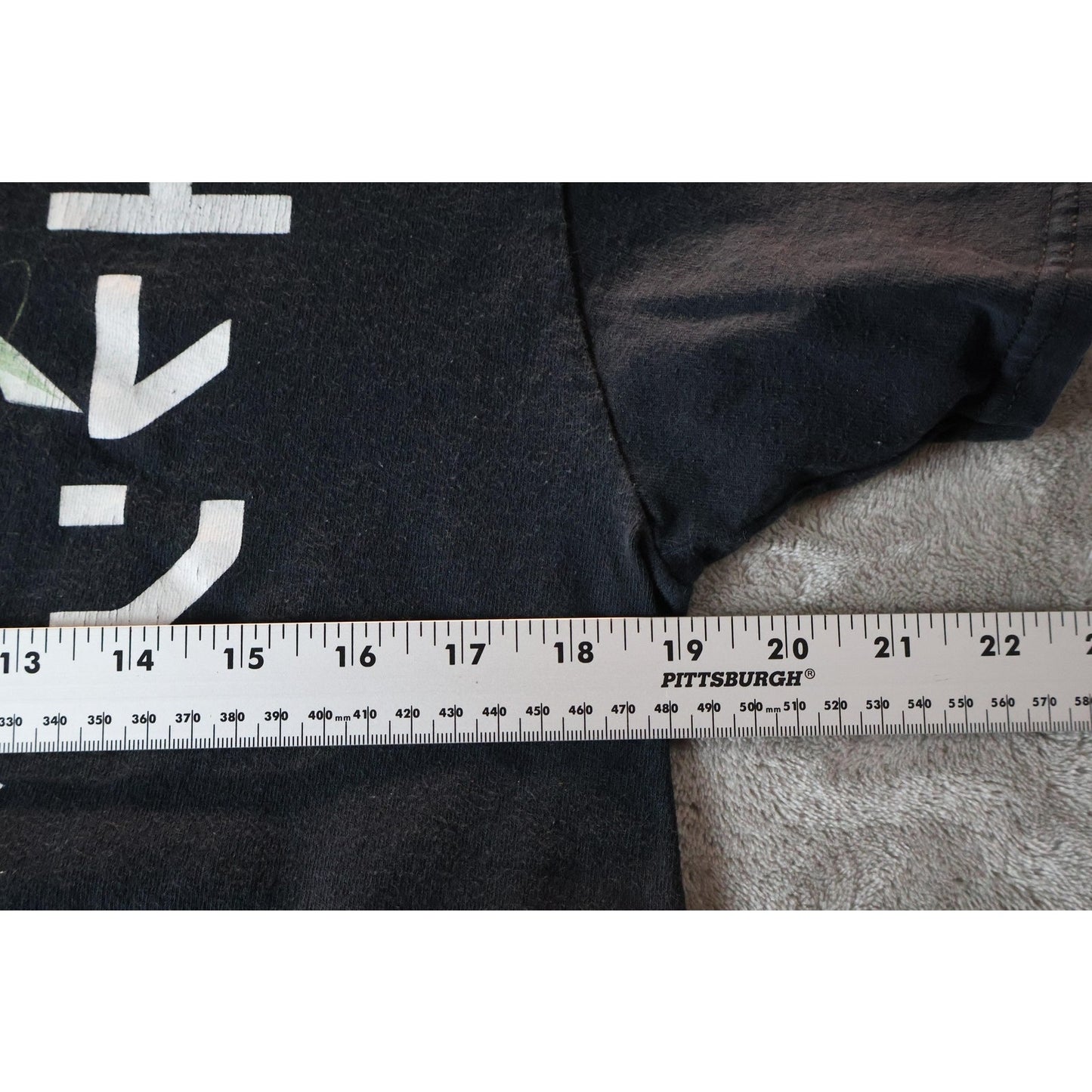 Attack on Titan Shirt Mens Medium Eren Jaeger Anime Manga Tee Ripple Junction