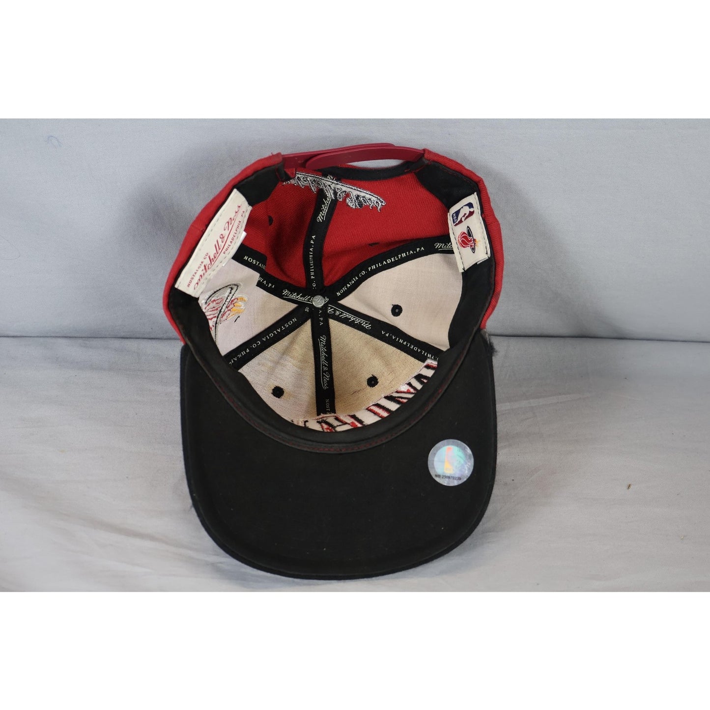Vintage Miami Heat Hat Cap Snap Back Red Black NBA Basketball Mens 90s