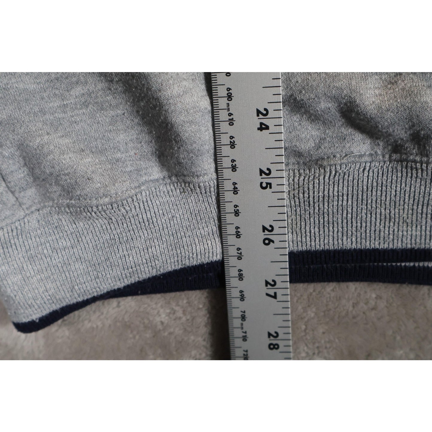 Sesame Street Elmo Sweater Mens Large Gray That Tickles Fuzzy Pullover 2000s