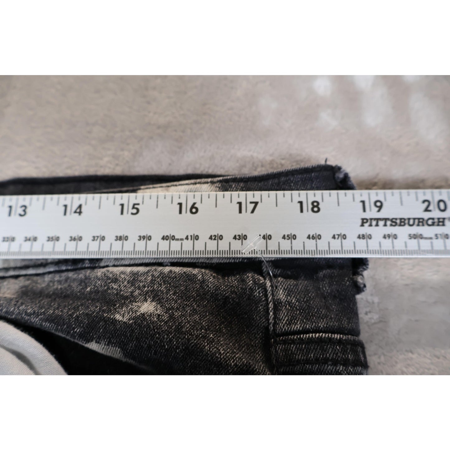 Luke & Dutch Jeans Mens 38x32 Straight Leg Distressed Denim Pants Bleach Wash