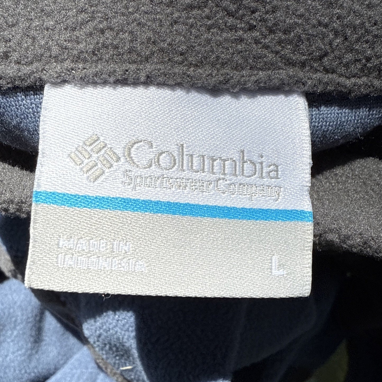 Columbia Women's Two-Toned Quarter Zip Pullover - Large