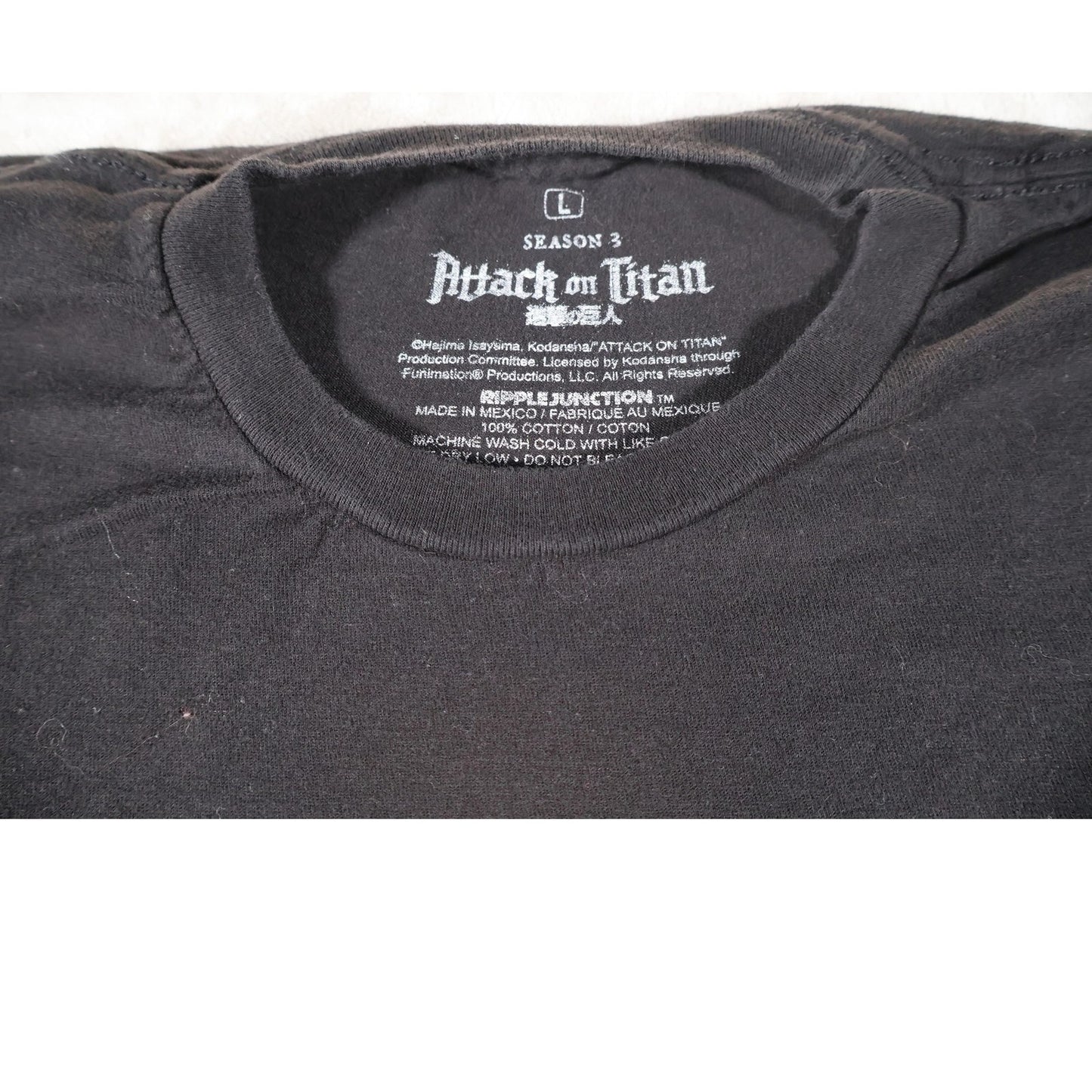 Attack on Titan Shirt Mens Large Black Season 3 Anime Graphic Tee Episodes List