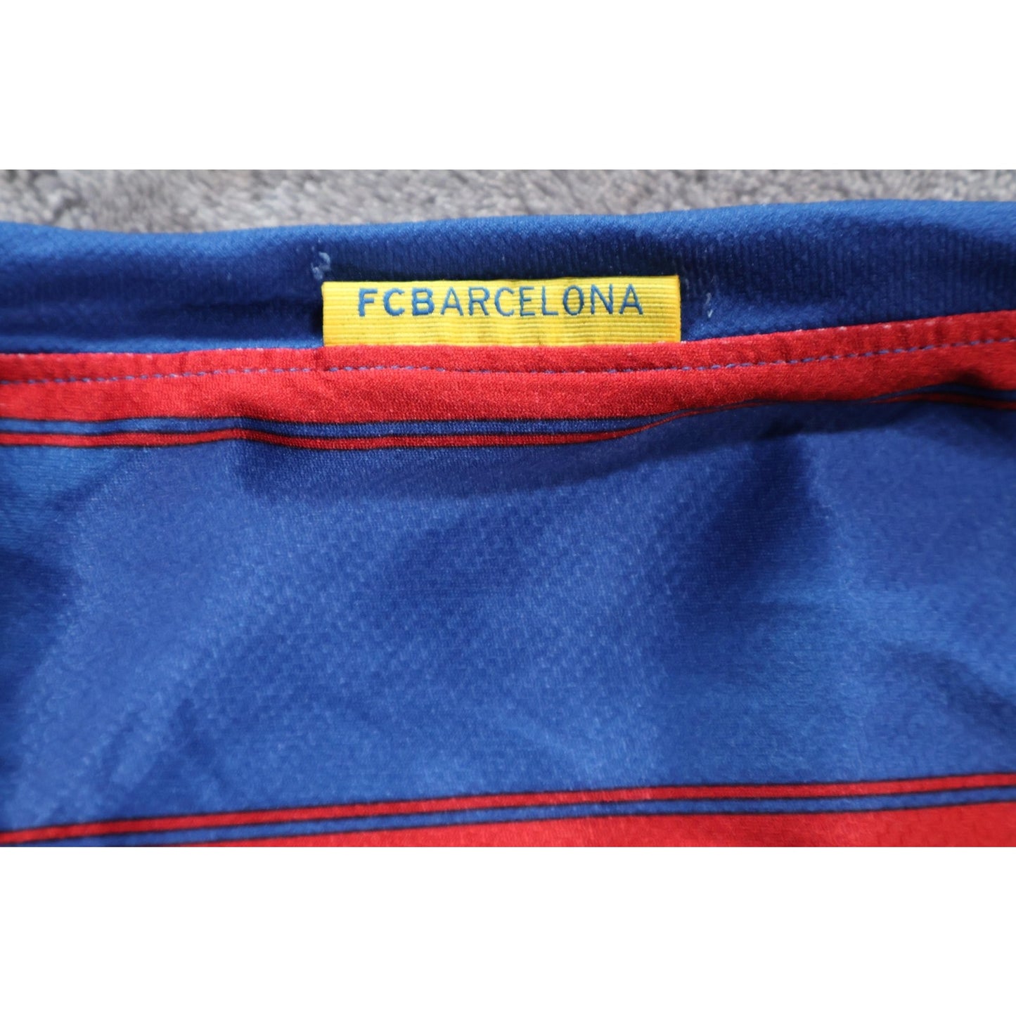 FC Barcelona Jersey Mens XL Red Blue La Liga Soccer UNICEF LFP Patch Home