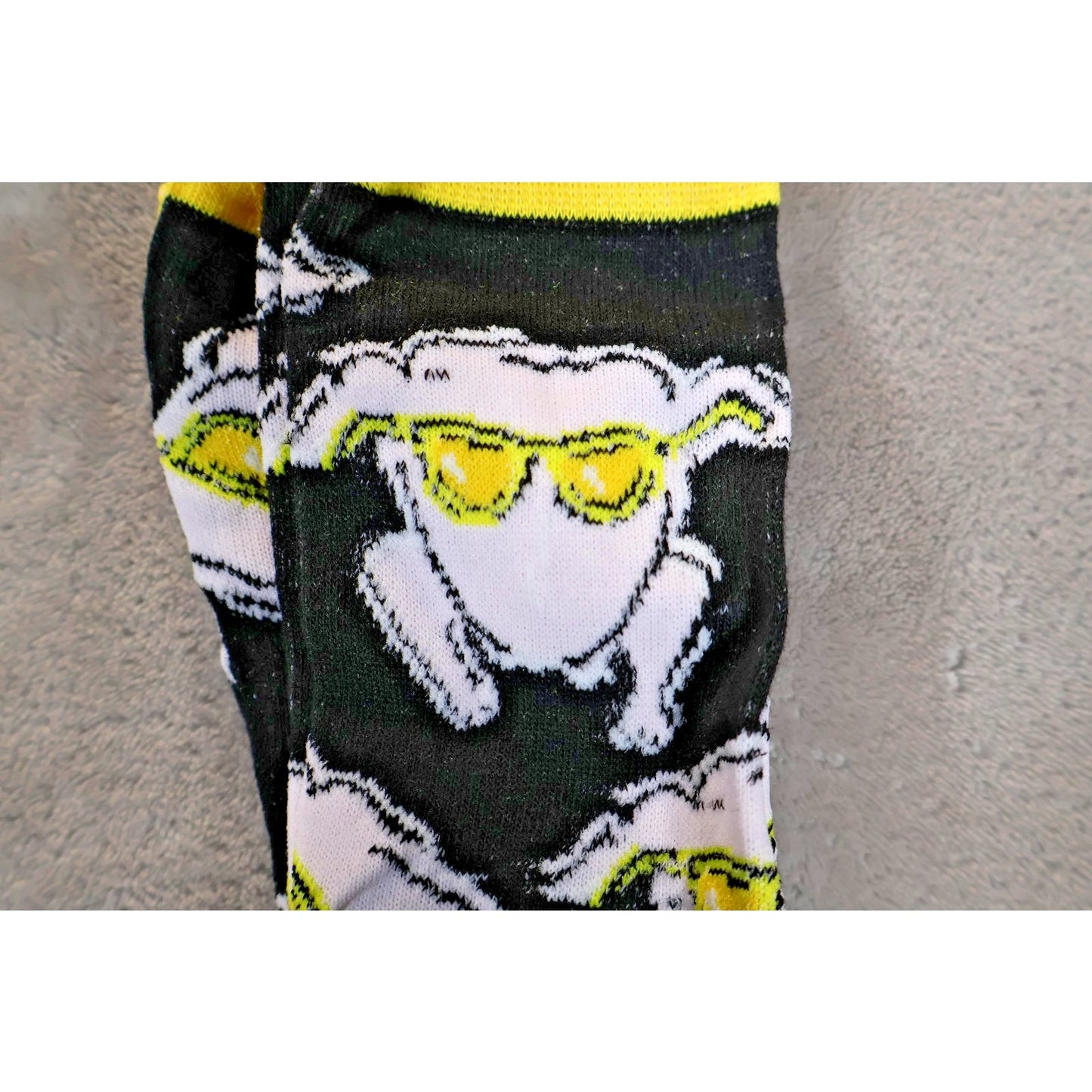 Friends TV Show Socks Mens Size 10-13 Crew Turkey Sunglasses Novelty Gift Set 4