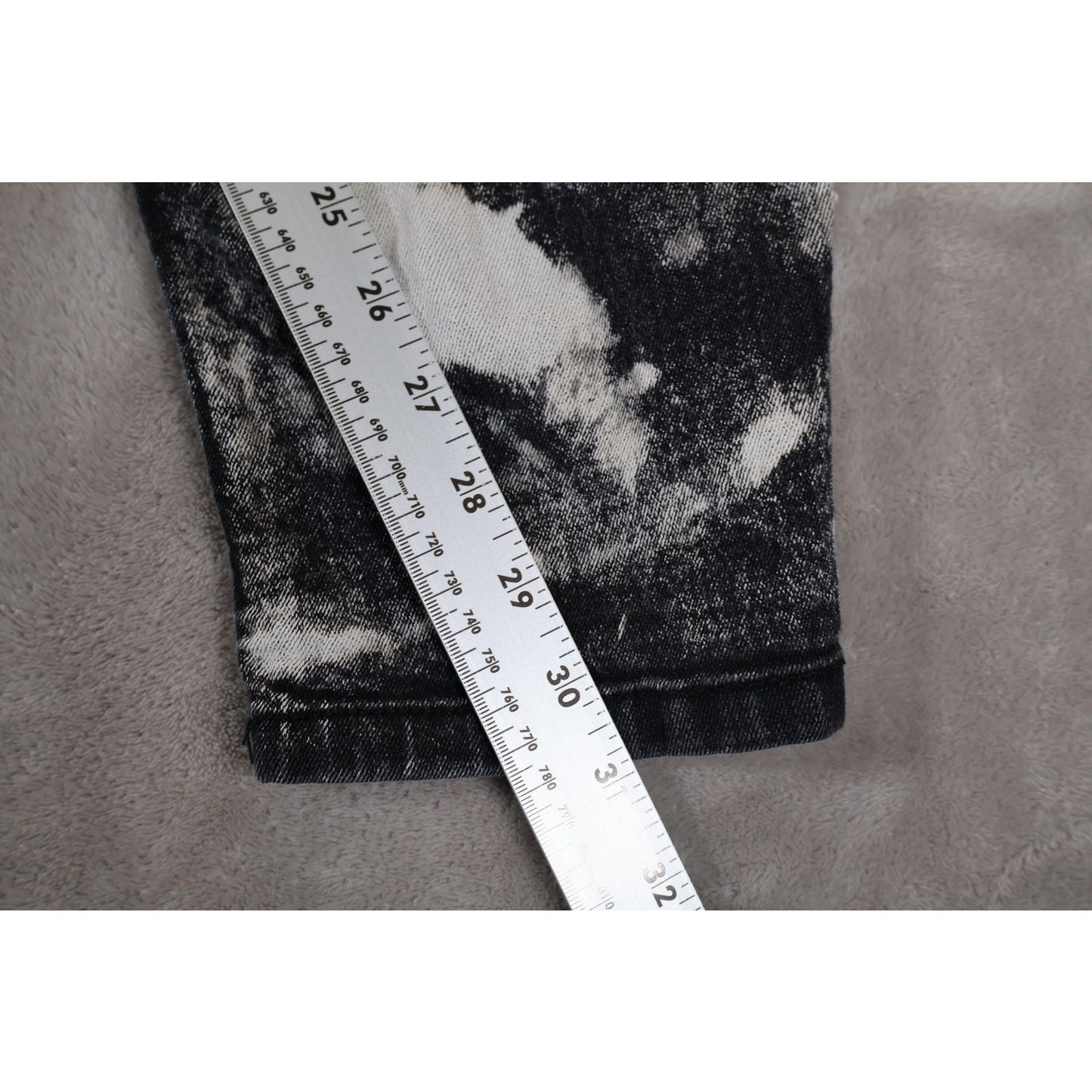 Luke & Dutch Jeans Mens 38x32 Straight Leg Distressed Denim Pants Bleach Wash