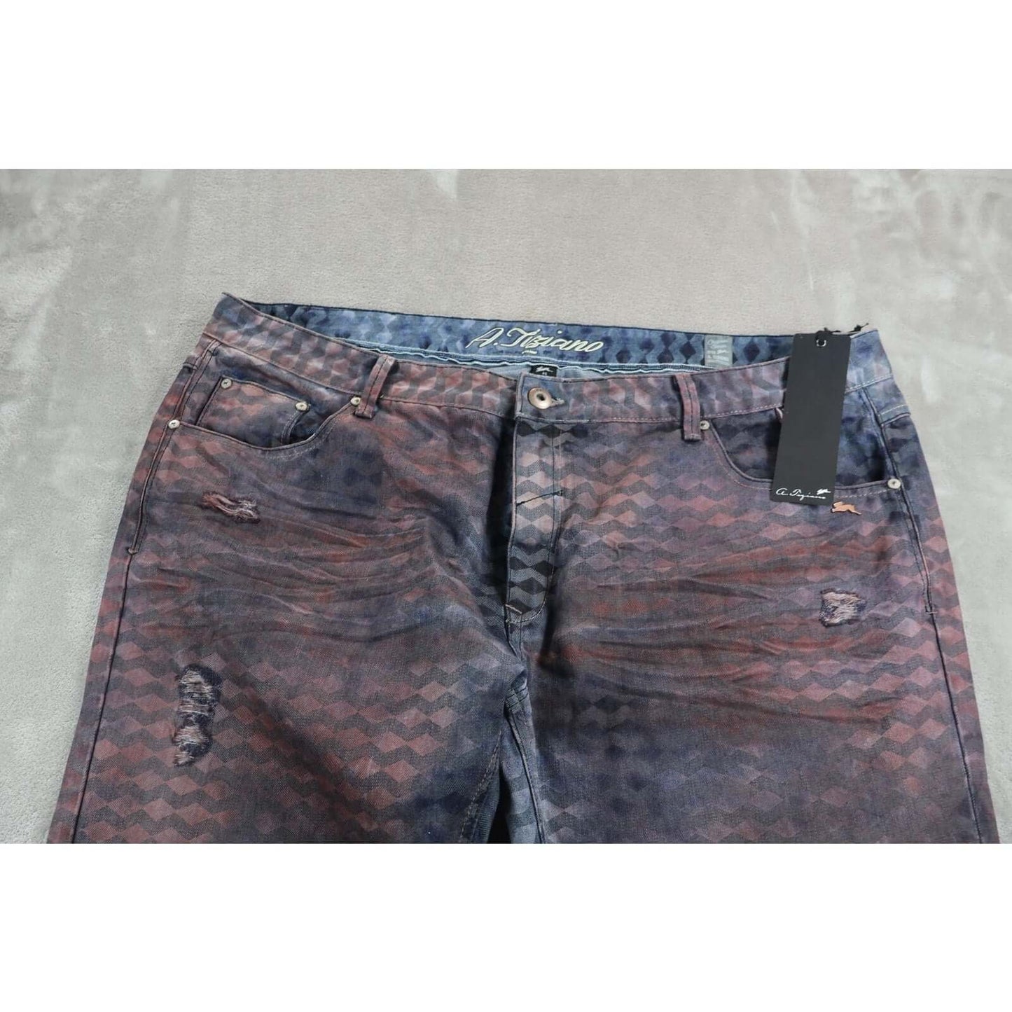 A Tiziano Jeans Mens 44 Blue Red Geometric Straight Fit Distressed Cotton Denim