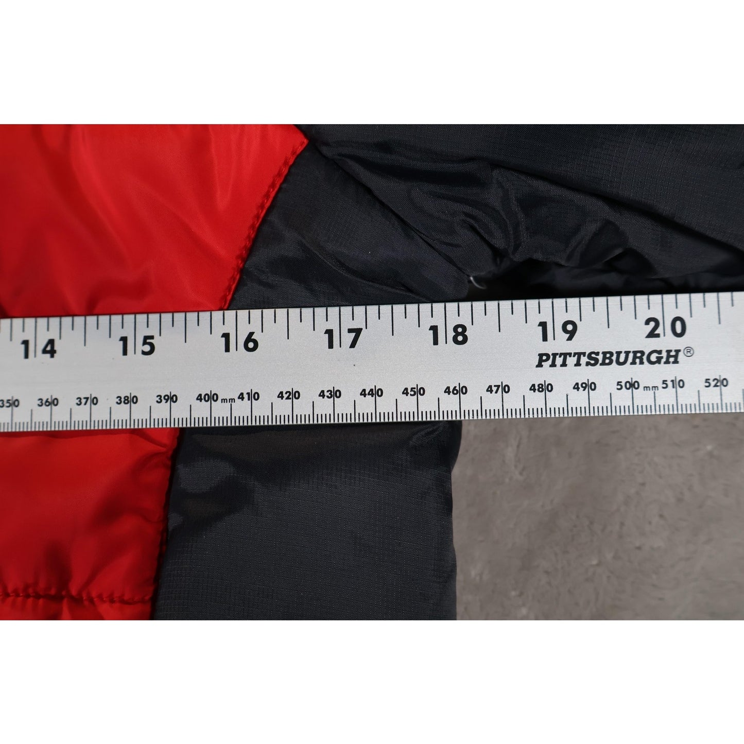 Under Armour Jacket Youth Large Red Black ColdGear Hooded Puffer Coat Boys Warm