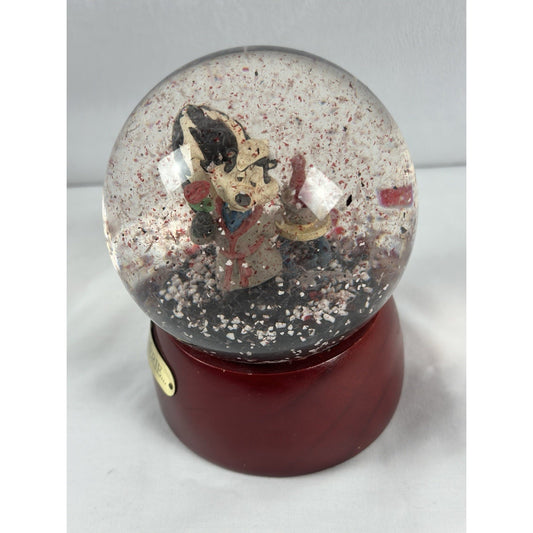 Vintage 1994 PEPE LE PEW Snow Globe Mon Cherie Warner Brothers