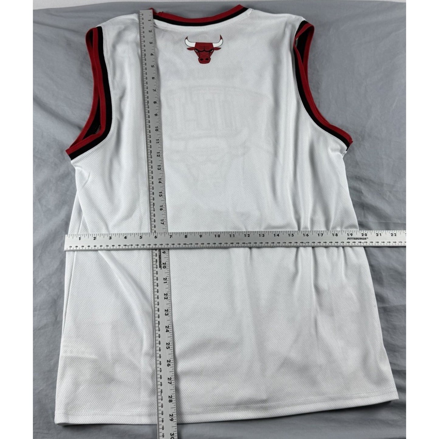 NBA Basketball Chicago Bulls Eastern Conference Champion Jersey Size Large