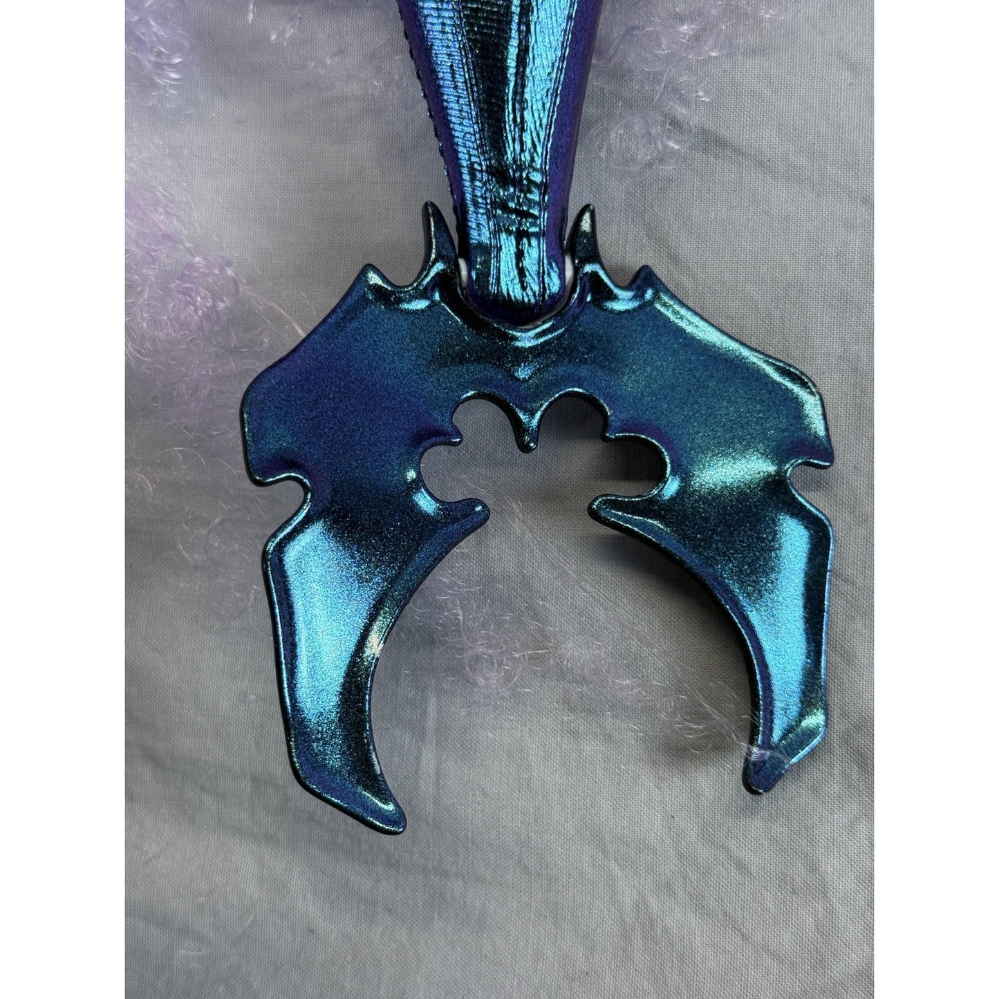 MGA Mermaze Mermaidz Orra Color Change Mermaid Doll Purple Iridescent Jacket