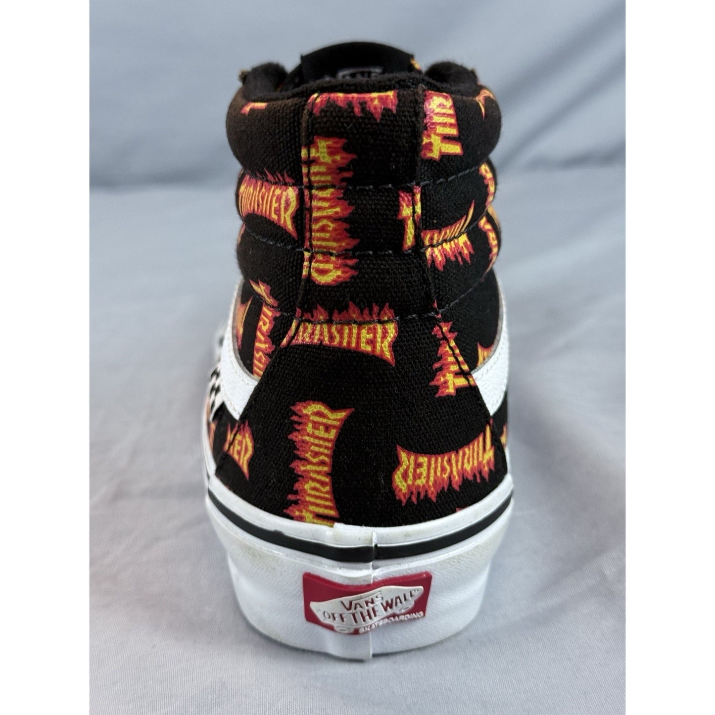 VANS x Thrasher Sk8-Hi Black Canvas Sneakers Skate VN0A5FCCBML Size 6