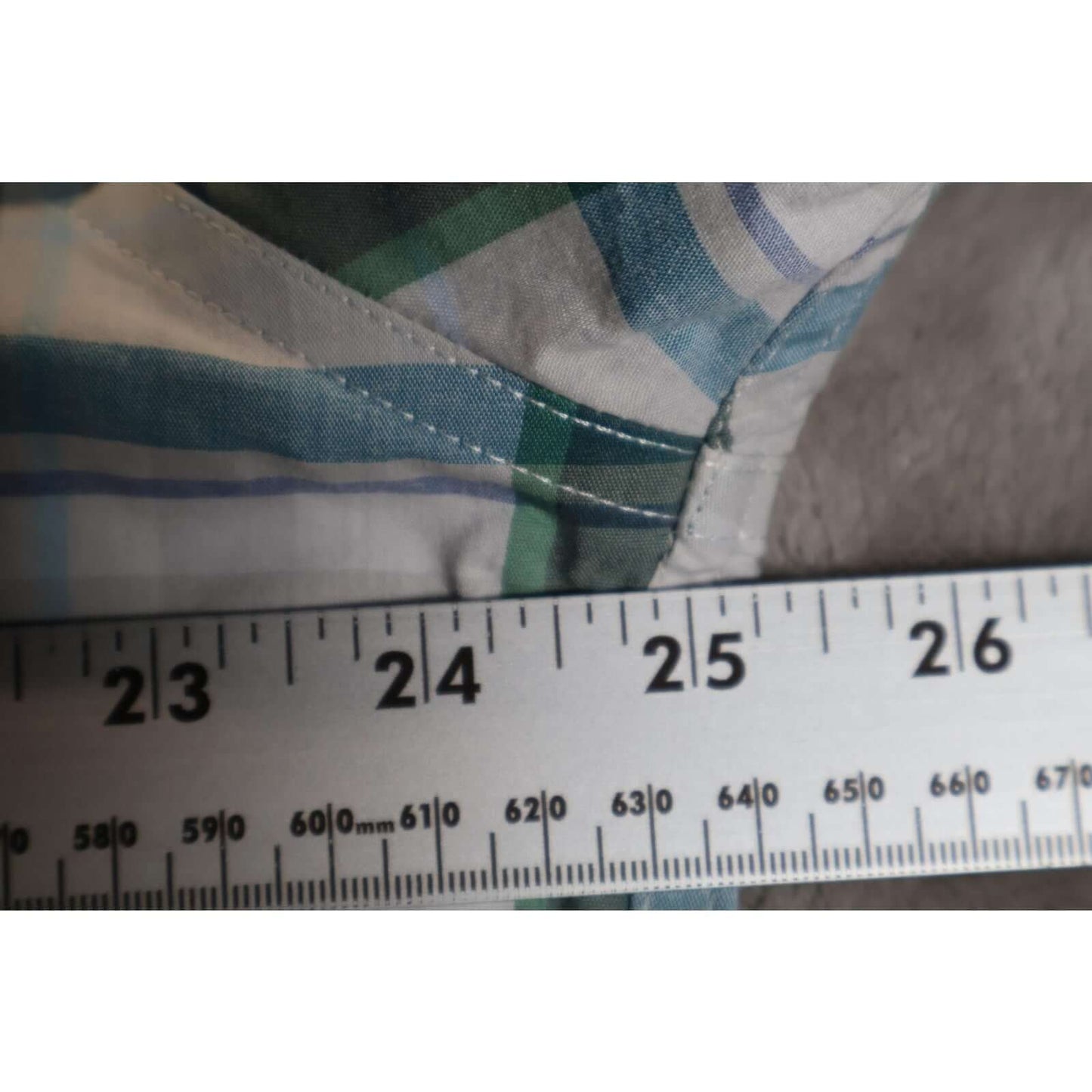 Eddie Bauer Shirt Mens XL Green Blue Plaid Short Sleeve Classic Button Down