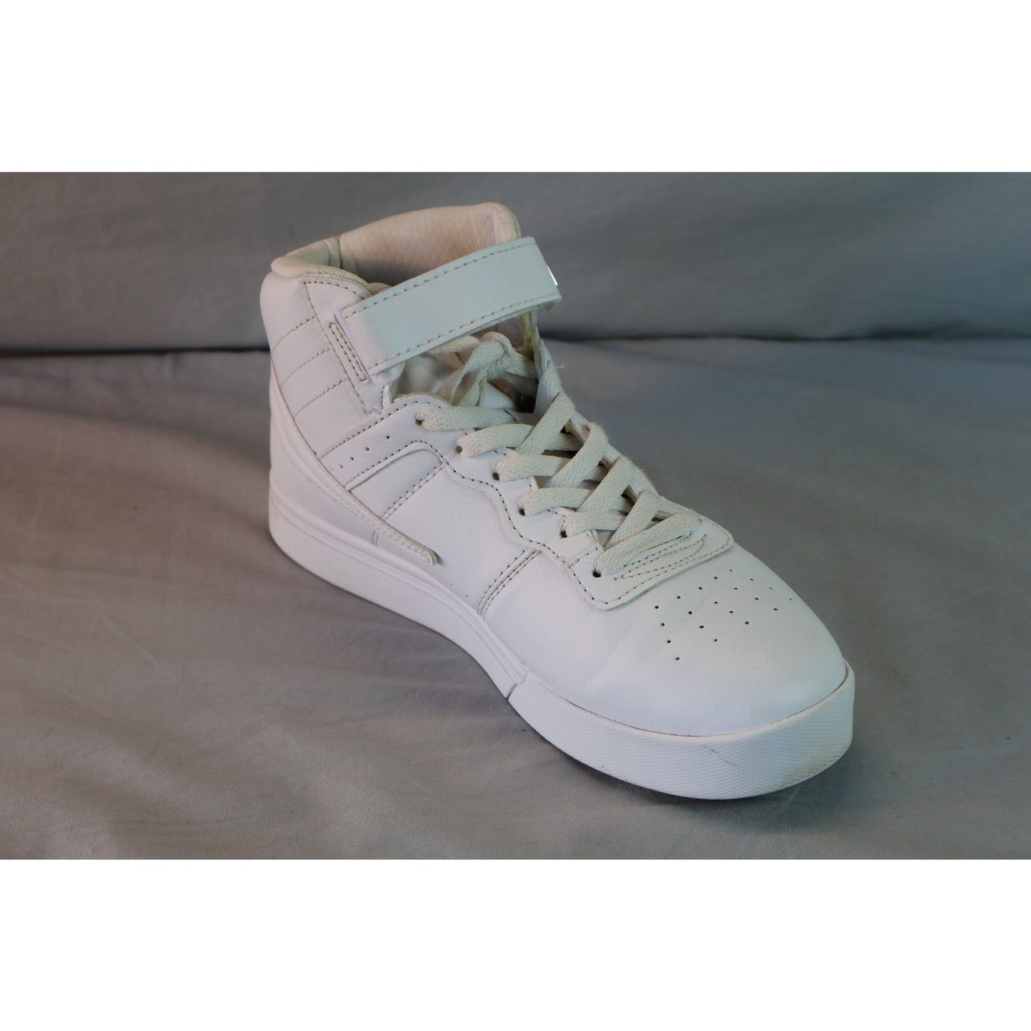 Fila Shoes Mens Size 9 High Top Strap Basketball Classic 5CM00101-100 Sneakers