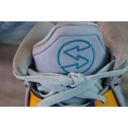 Nike Kyrie Infinity Shoes Mens Size 10 Basketball CZ0204-501 Sneakers