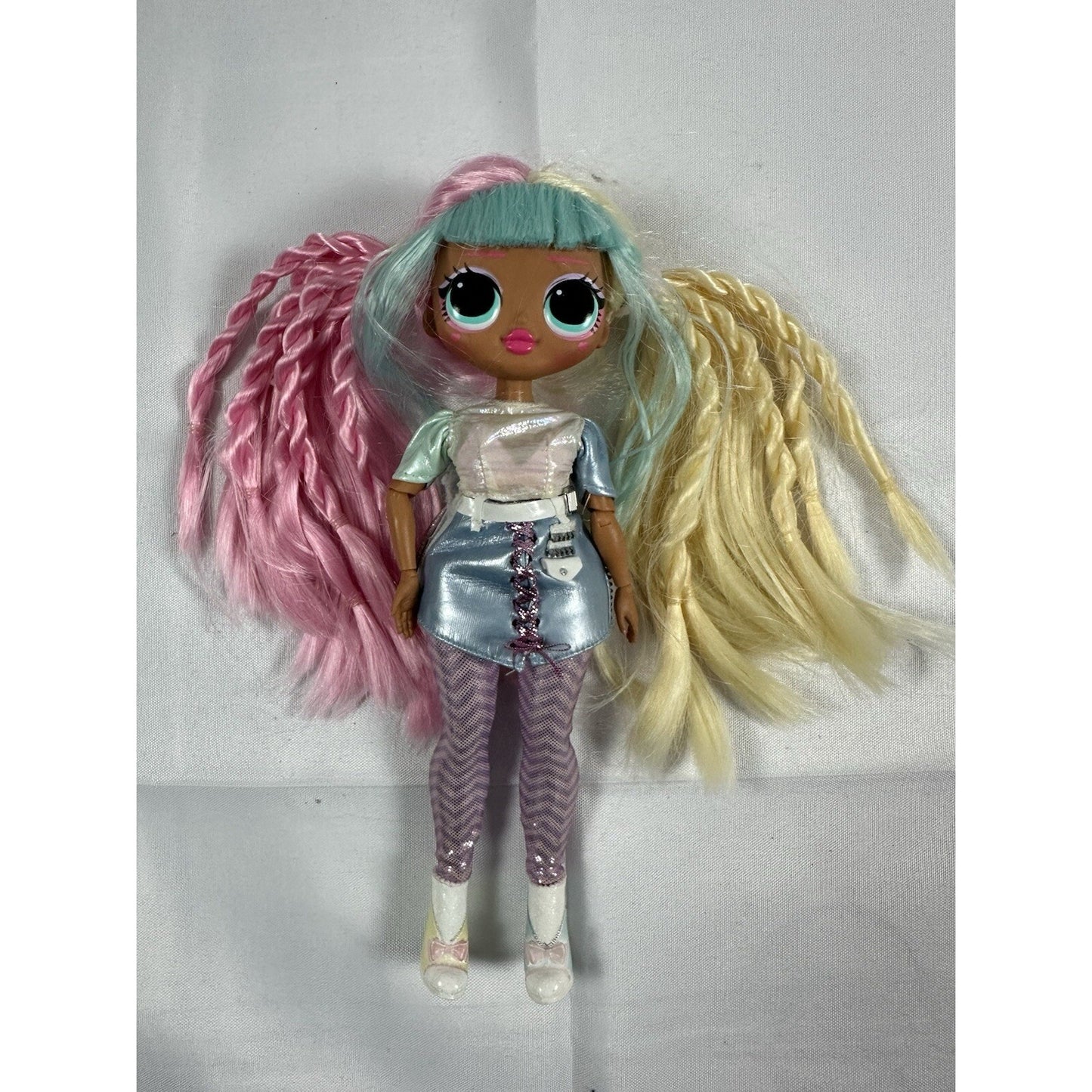 2019 Mga LOL Surprise OMG Candylicious Doll Pink, Teal Blue, Blonde Hair Used