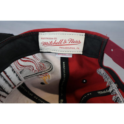 Vintage Miami Heat Hat Cap Snap Back Red Black NBA Basketball Mens 90s