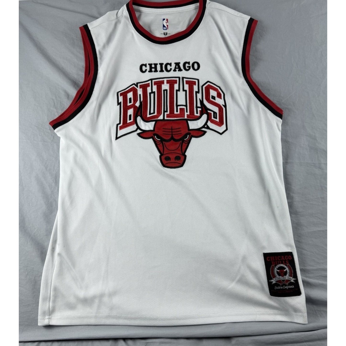NBA Basketball Chicago Bulls Eastern Conference Champion Jersey Size Large