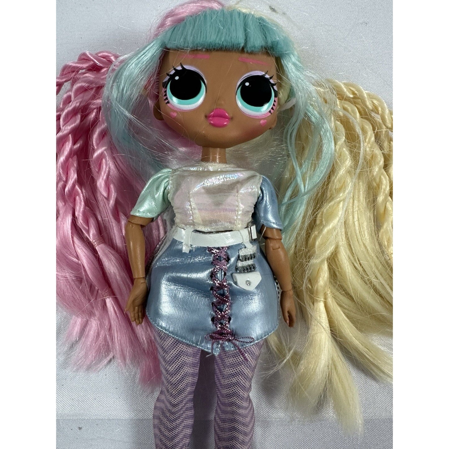 2019 Mga LOL Surprise OMG Candylicious Doll Pink, Teal Blue, Blonde Hair Used