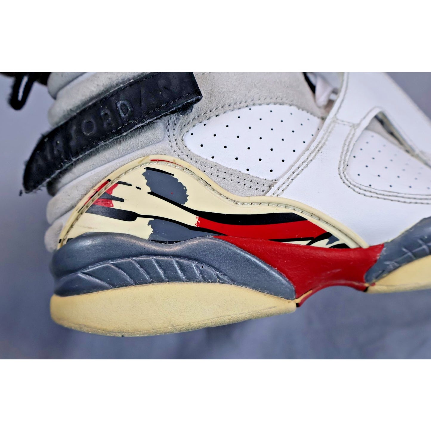 Air Jordan 8 Retro Shoes Youth Size 6Y Bugs Bunny 305368-103 Sneakers