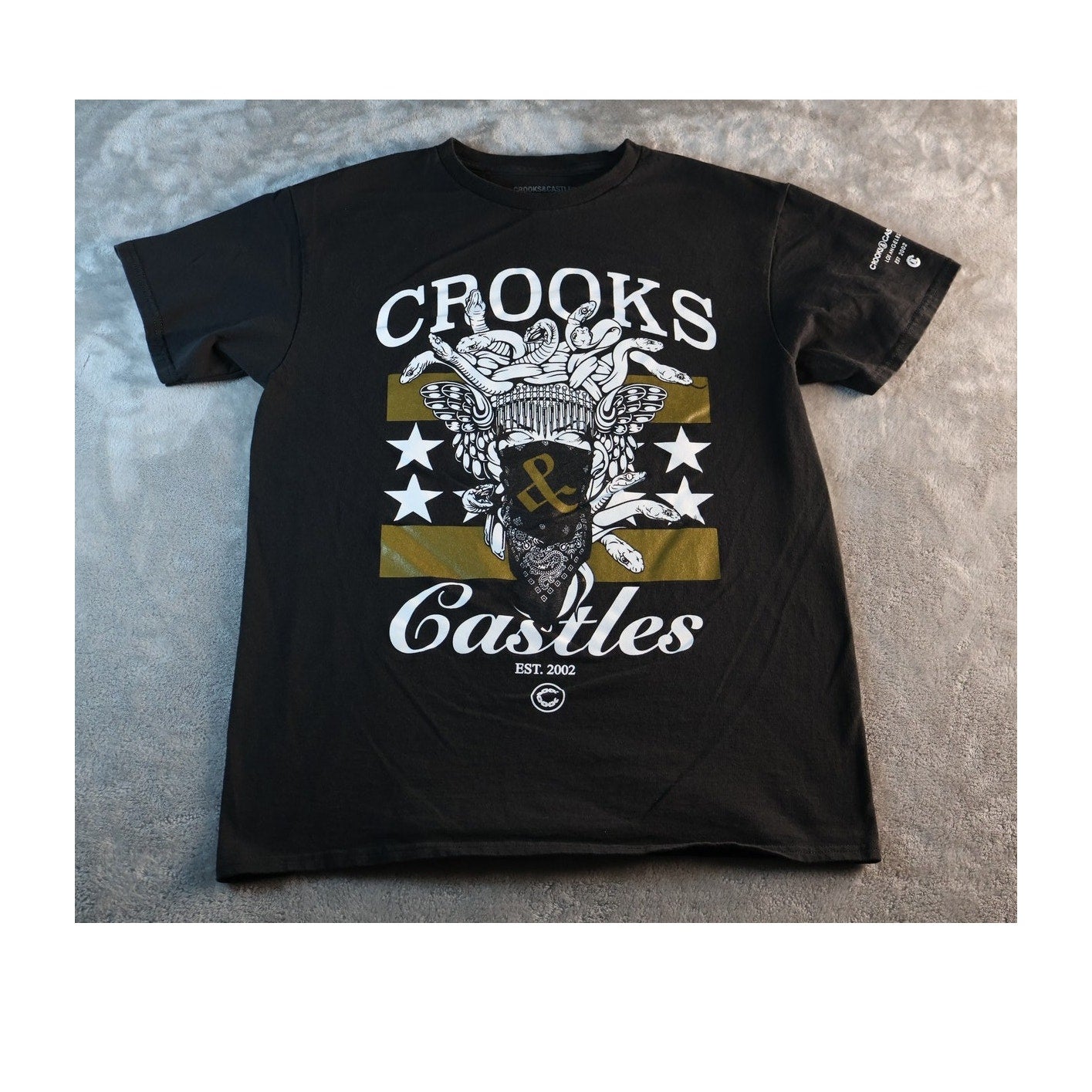 Crooks & Castles Shirt Mens Medium Black Medusa Snakes Graphic Tee LA Streetwear