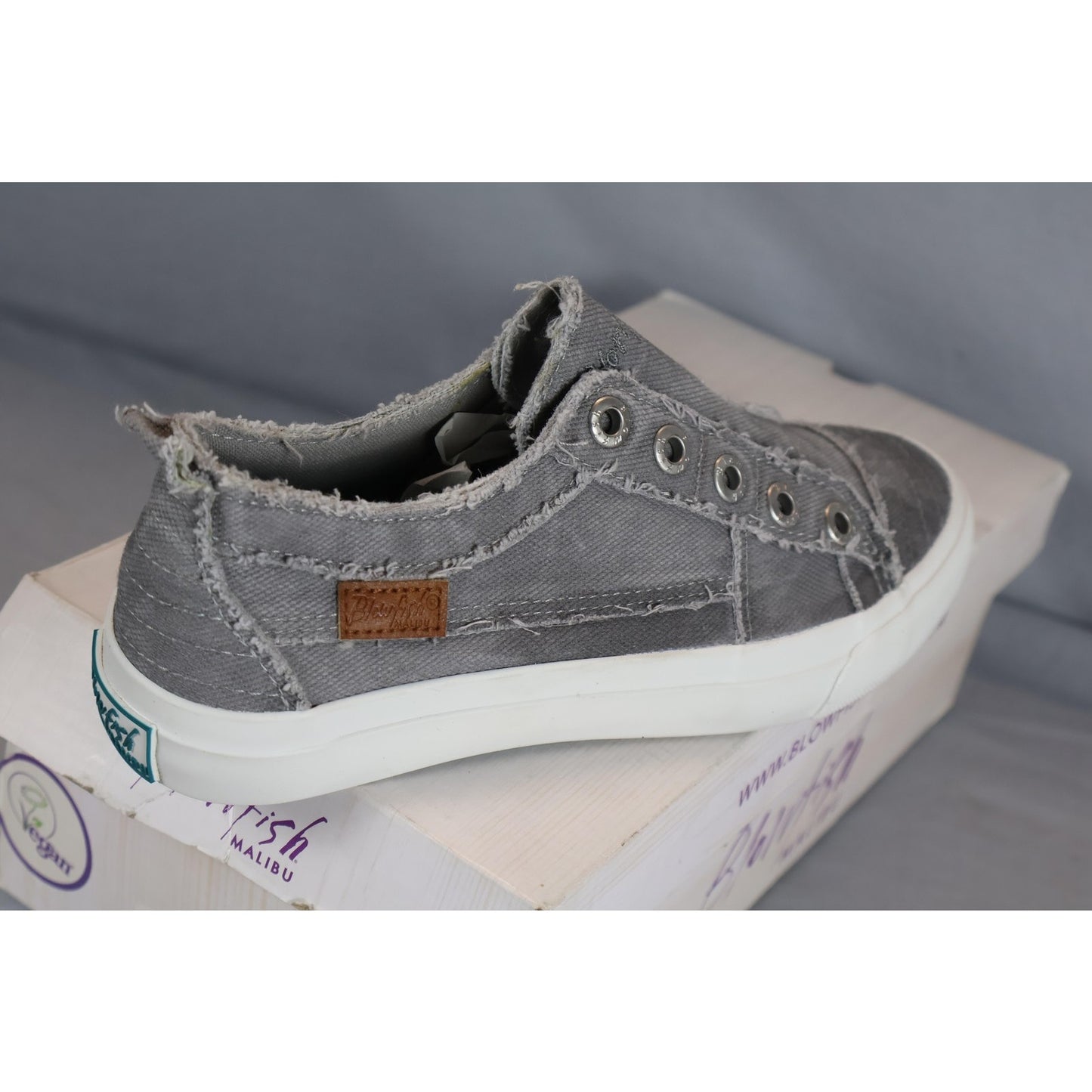 Blowfish Malibu Shoes Womens Size 6.5 Sweet Grey Canvas Vegan Slip On Distressed