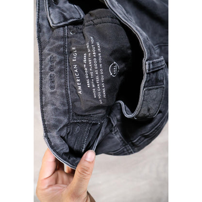 American Eagle Jeans Womens 4 Black High Rise Mom Distressed Stretch 90s Style