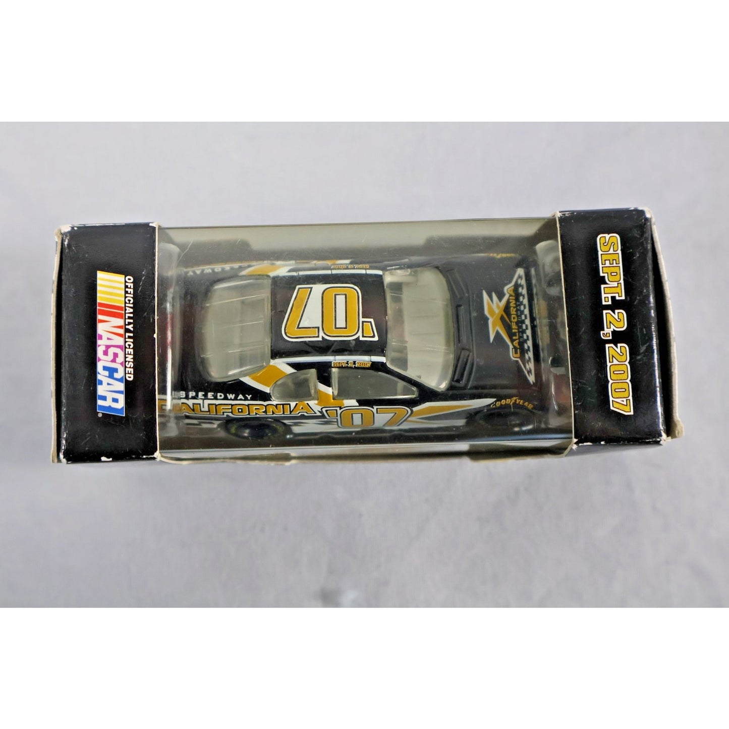 California Speedway NASCAR 1:64 Die-Cast Stock Car 2007 Limited Edition