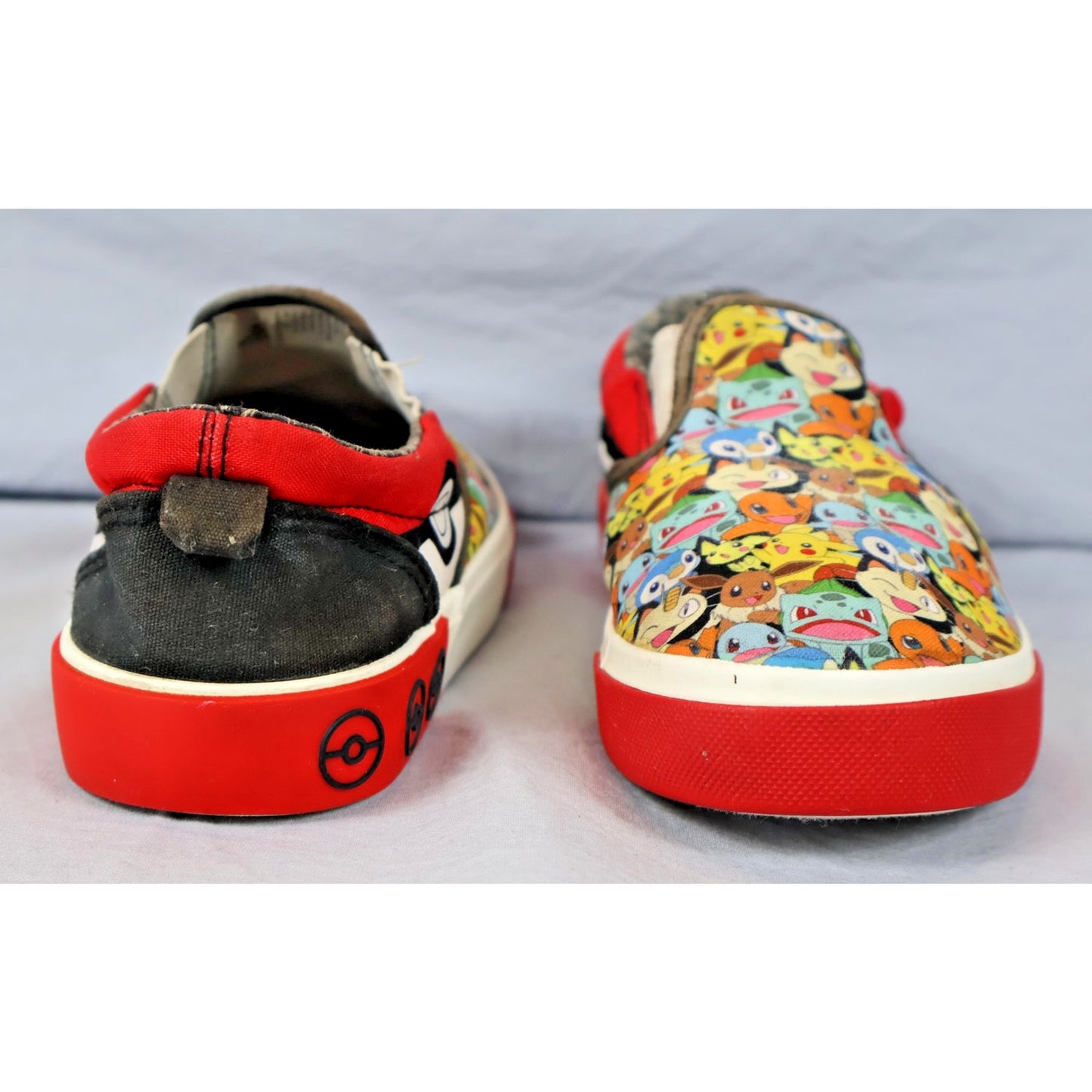 Ground Up Shoes Kids Size 5 Red Pokemon Slip On Poke Ball Pikachu Bulbasaur