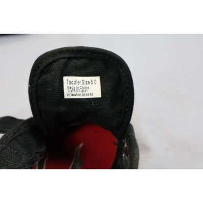 Vans Shoes Toddler Size 5 Black Red Flame Skate Low Top Rubber Toe label showing size and production details